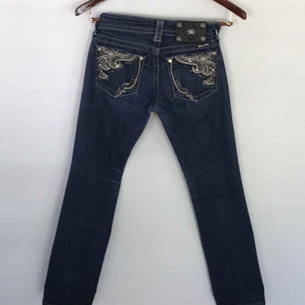 Miss Me Rhinestone Pocket Capris J14 - Picture 6 of 7